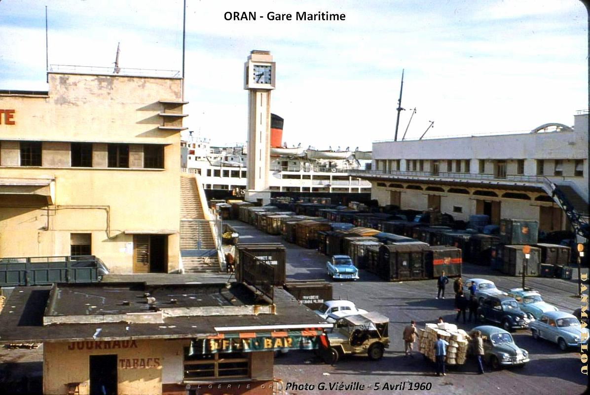 Oran - Port - Gare Maritime et l'Horloge.jpg